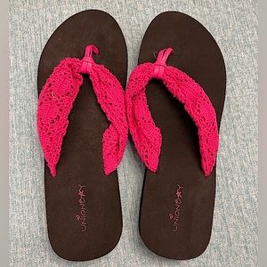 NEVER worn pink lace flip flops from Unionbay